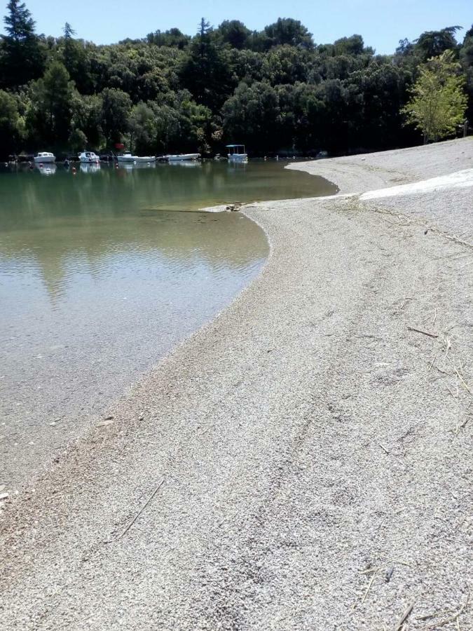 Apartman Knapic Koromačno Buitenkant foto